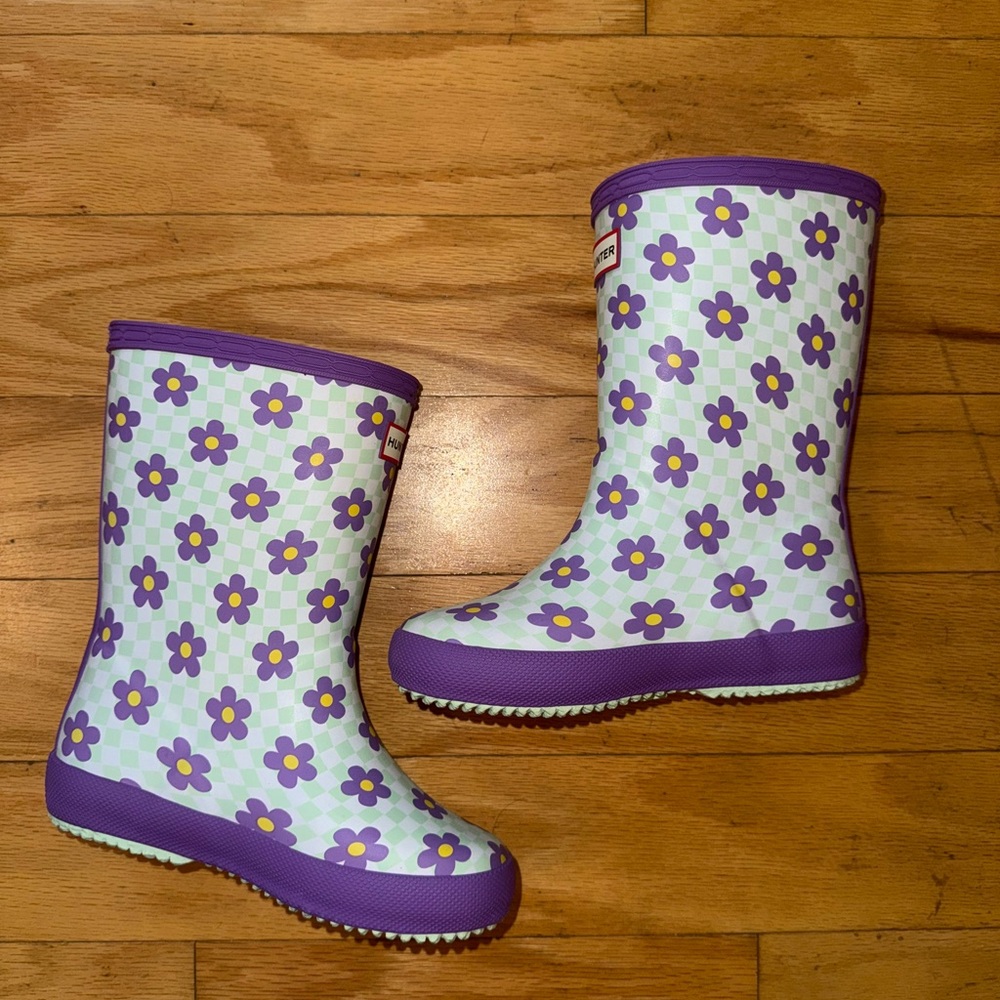 Hunter Kids Boots with Purple Floral Pattern